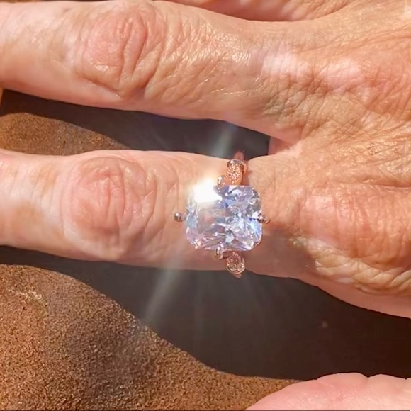 - Art Deco-Faceted Mossainte & 14k Rose Gold Vermiel Ring Size 8 1/2 - Picture 7 of 11